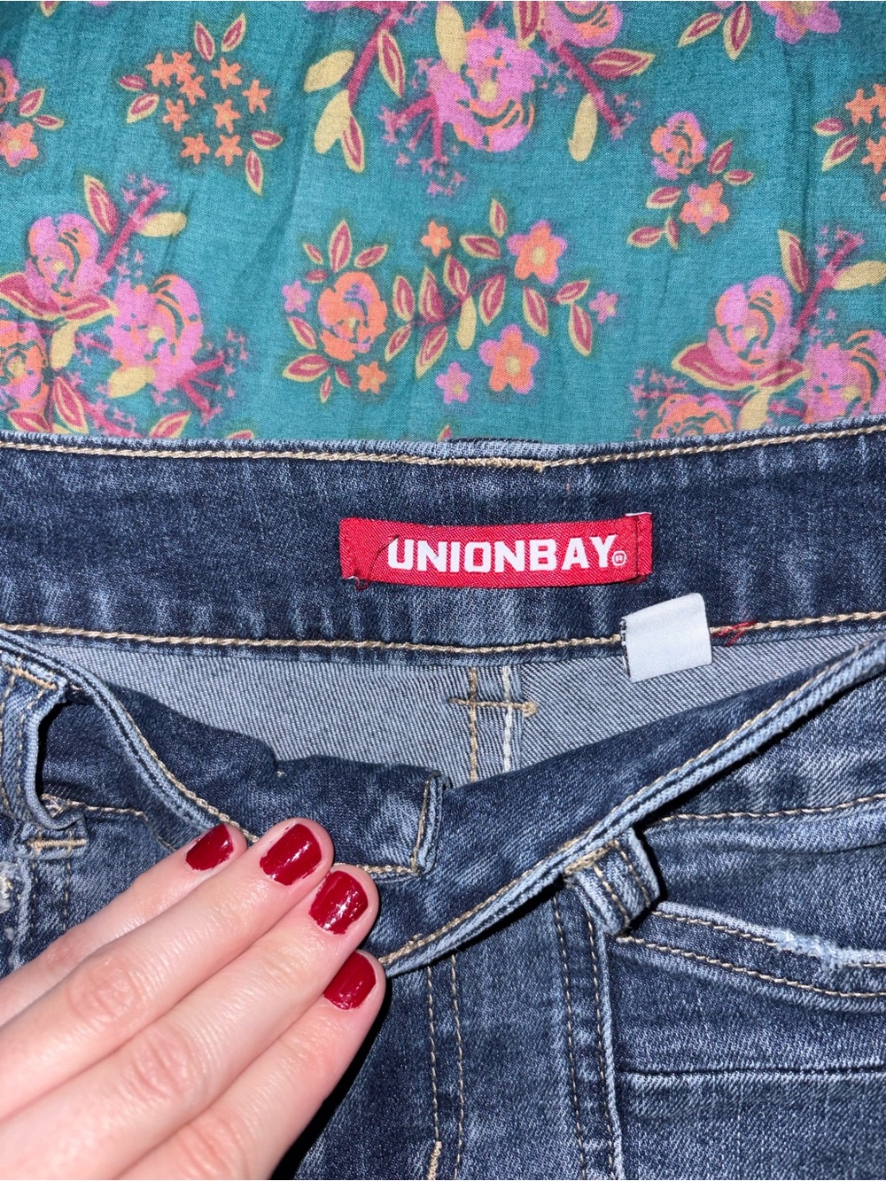 UNIONBAY Women's Dark Wash Denim Shorts - Blue - Picture 4 of 5